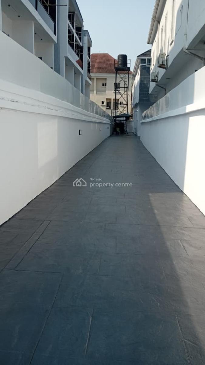 Downstairs Shared Mini Flat Apartment in Chevy View Estate, Chevy View Estate, Lekki, Lagos, Self Contain (single Rooms) for Rent