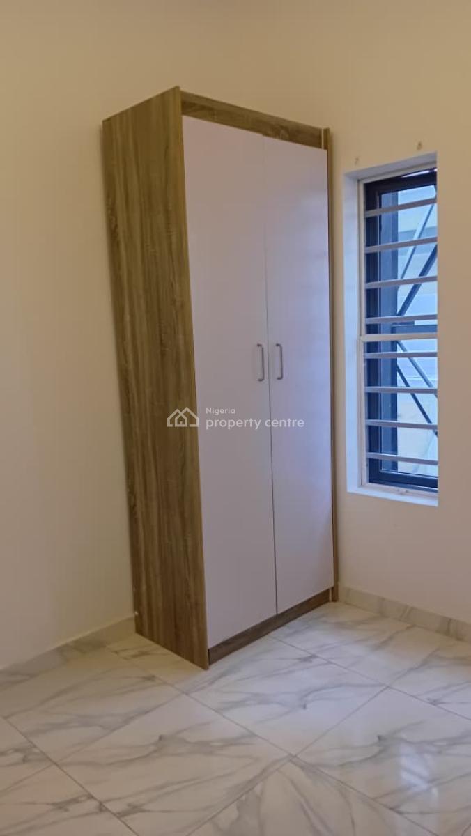 Downstairs Shared Mini Flat Apartment in Chevy View Estate, Chevy View Estate, Lekki, Lagos, Self Contain (single Rooms) for Rent