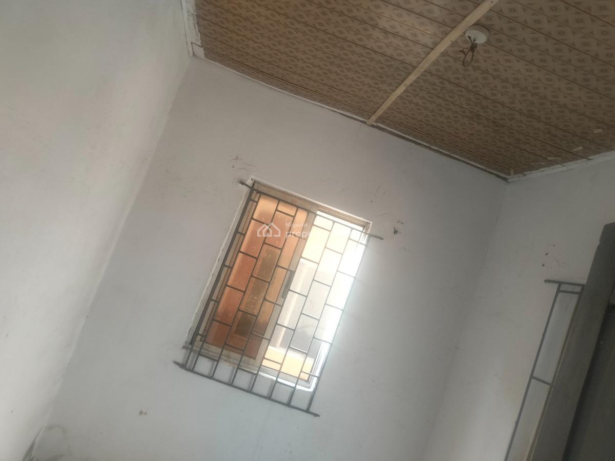 Affordable 2bedroom with 2 Toilets in a Calm Environment, Alapere, Alapere, Ketu, Lagos, Flat / Apartment for Rent