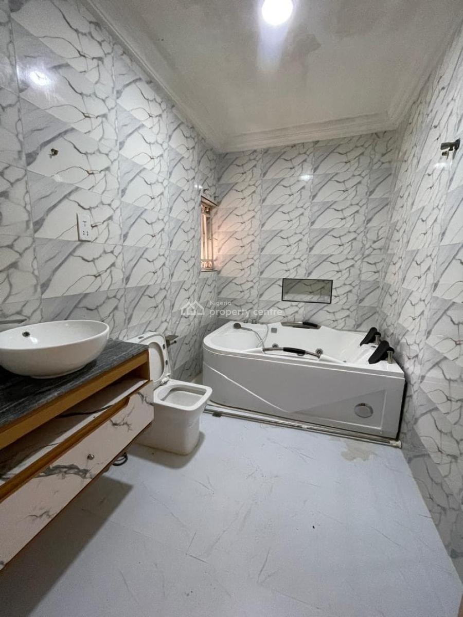 a Well-finished 3 Bedroom Apartment, Banana Island, Ikoyi, Lagos, Flat / Apartment for Rent