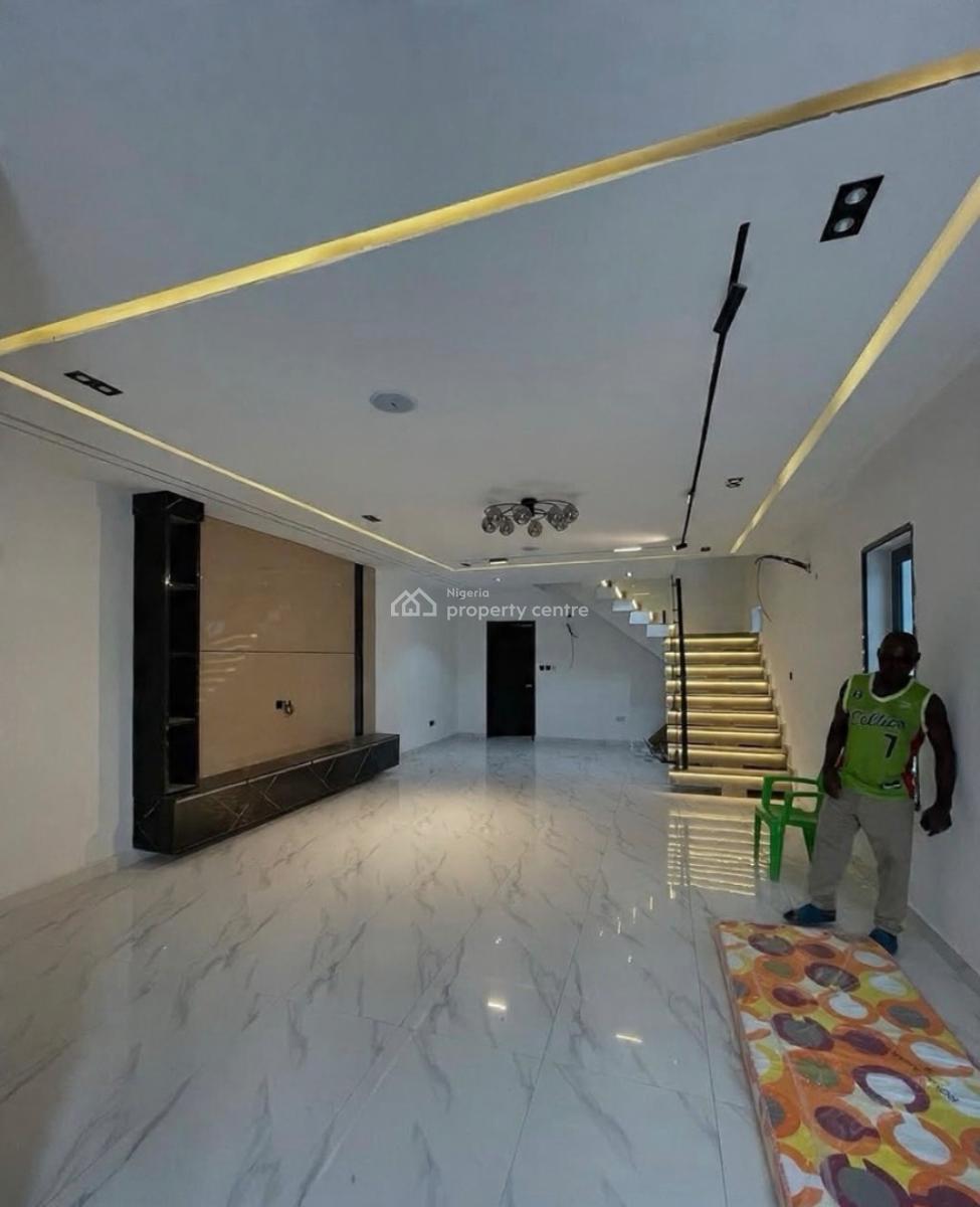 Lovely 4 Bedroom Semi Detached Duplex with Bq, Chevron, Lekki, Lagos, Semi-detached Duplex for Sale