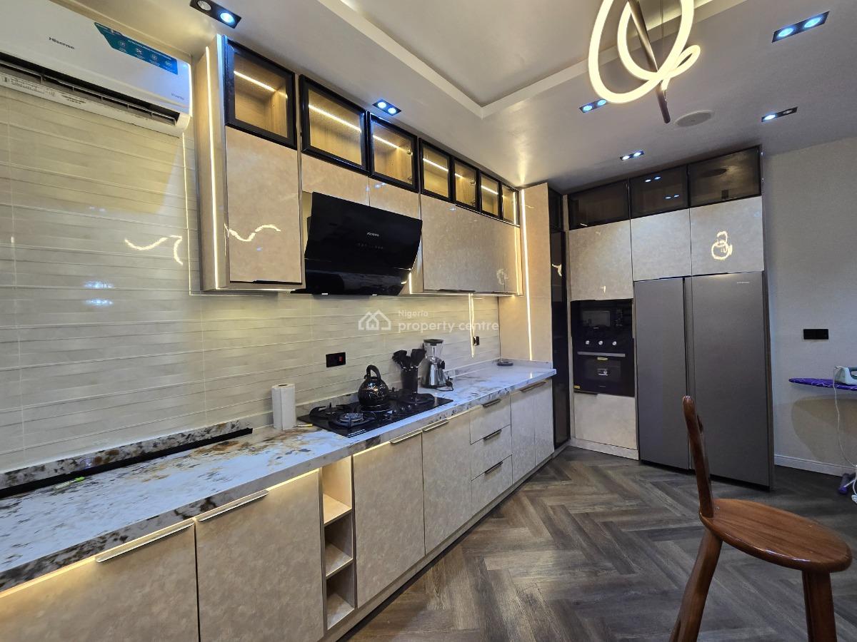 Fully Furnished, Luxurious & Serviced 3 Bedroom Flat with Bq, Lekki Phase 1, Lekki, Lagos, Flat / Apartment for Sale