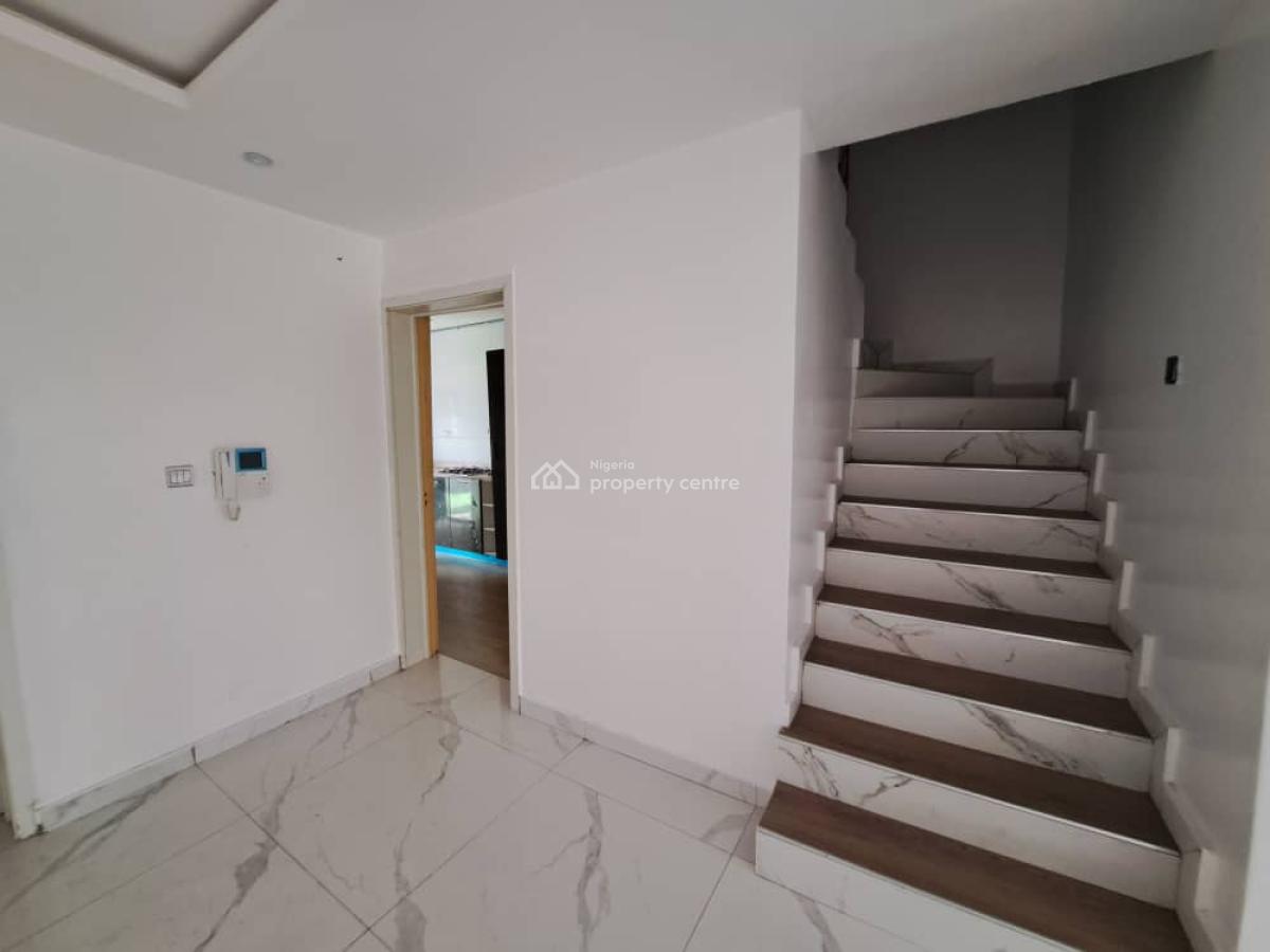 Fantastic 3 Bedroom Terrace Duplex, Ogombo, Ogombo, Ajah, Lagos, Terraced Duplex for Sale
