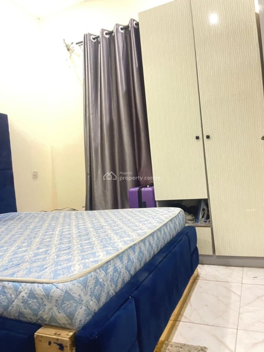 Spacious Standard Room Upstairs in a Duplex, Ikota Villa Estate, Lekki, Lagos, Self Contain (single Rooms) for Rent