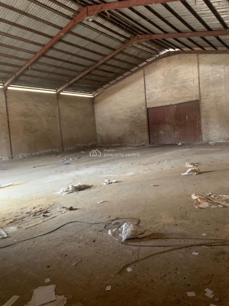 Warehouse, Salolo Bustop, Alagbado, Ifako-ijaiye, Lagos, Warehouse for Rent