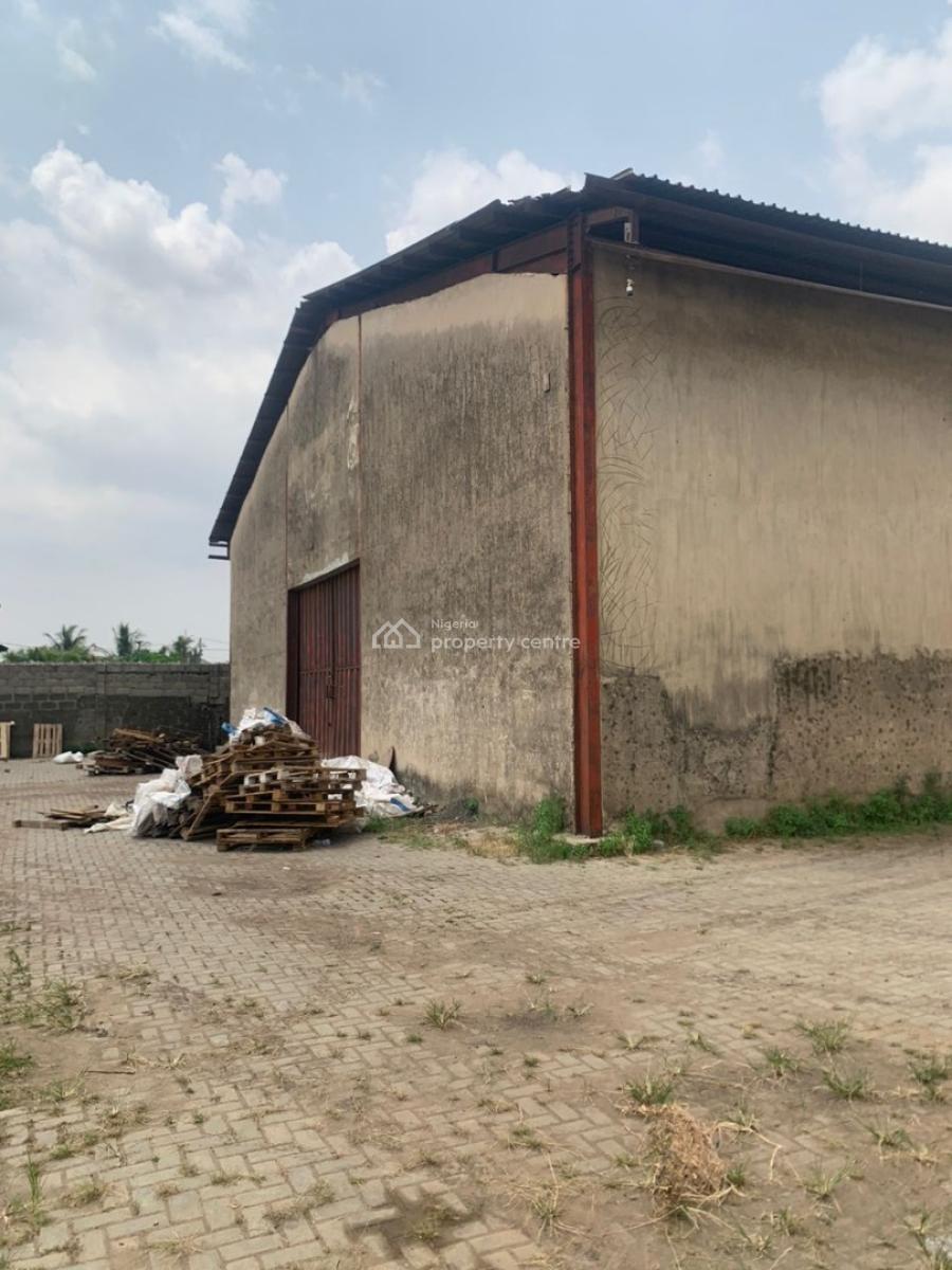 Warehouse, Salolo Bustop, Alagbado, Ifako-ijaiye, Lagos, Warehouse for Rent