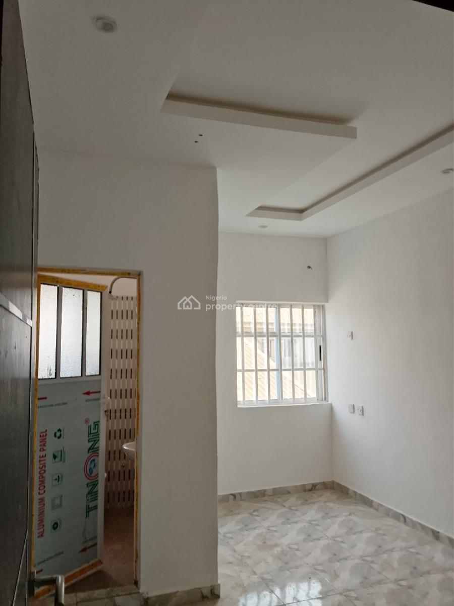 2 Bedroom Flat, Oreyo, Igbogbo, Ikorodu, Lagos, Flat / Apartment for Rent