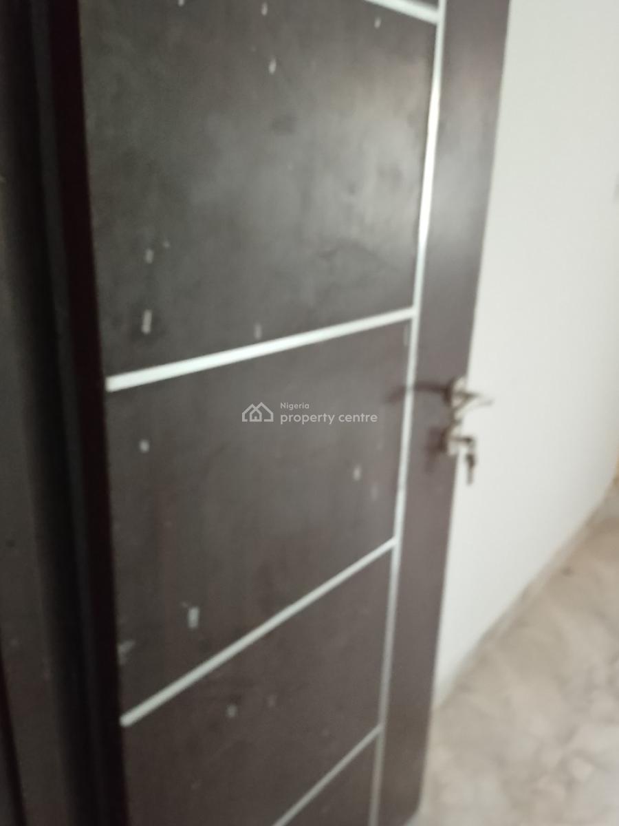 2 Bedroom Flat, Oreyo, Igbogbo, Ikorodu, Lagos, Flat / Apartment for Rent