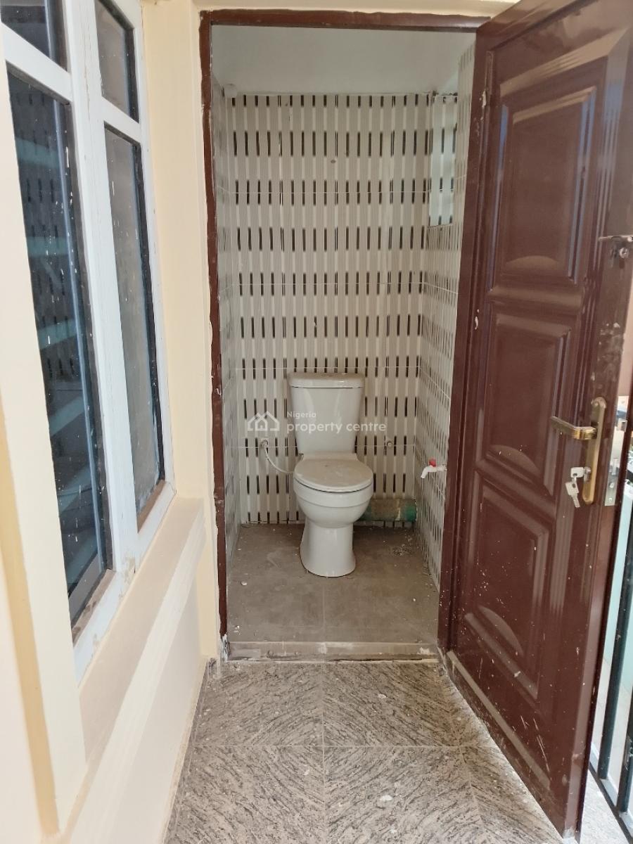 2 Bedroom Flat, Oreyo, Igbogbo, Ikorodu, Lagos, Flat / Apartment for Rent