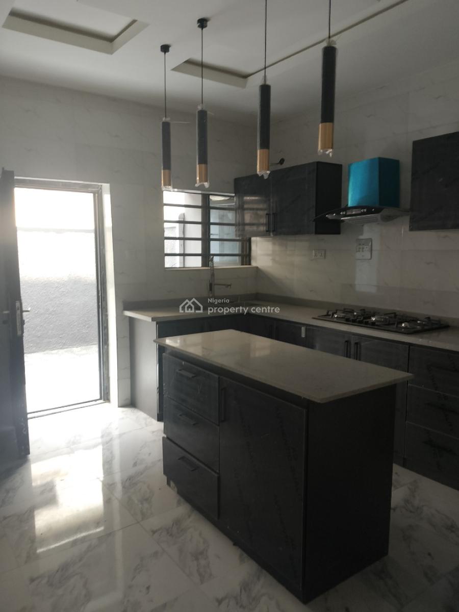 2 Bedroom Apartment, Igbo Efon, Lekki, Lagos, Flat / Apartment for Rent