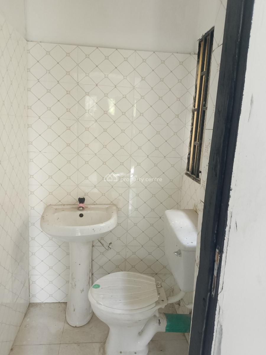 2 Bedroom Apartment, Thomos Estate, Ajah, Lagos, Flat / Apartment for Rent
