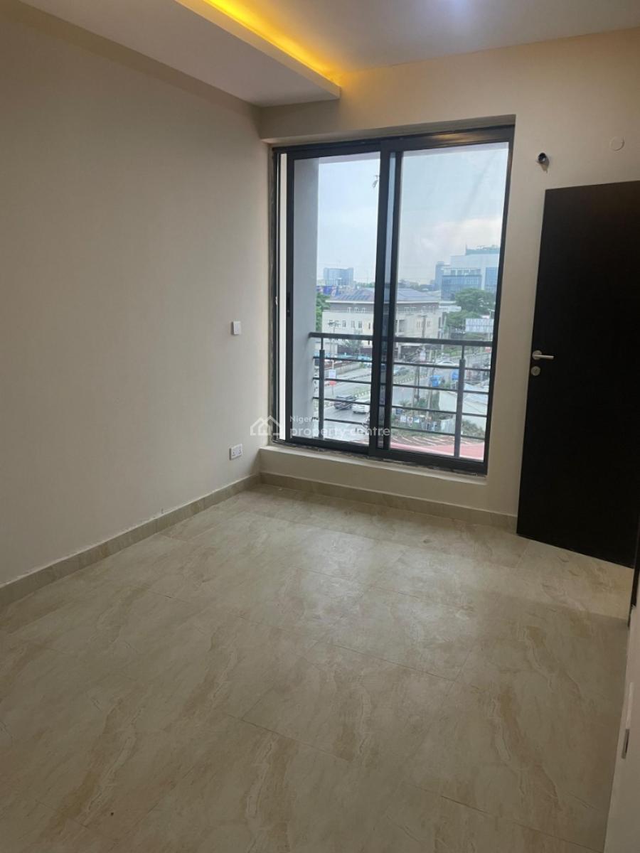 3 Bedroom Flat, Lekki Phase 1, Lekki, Lagos, Flat / Apartment for Rent