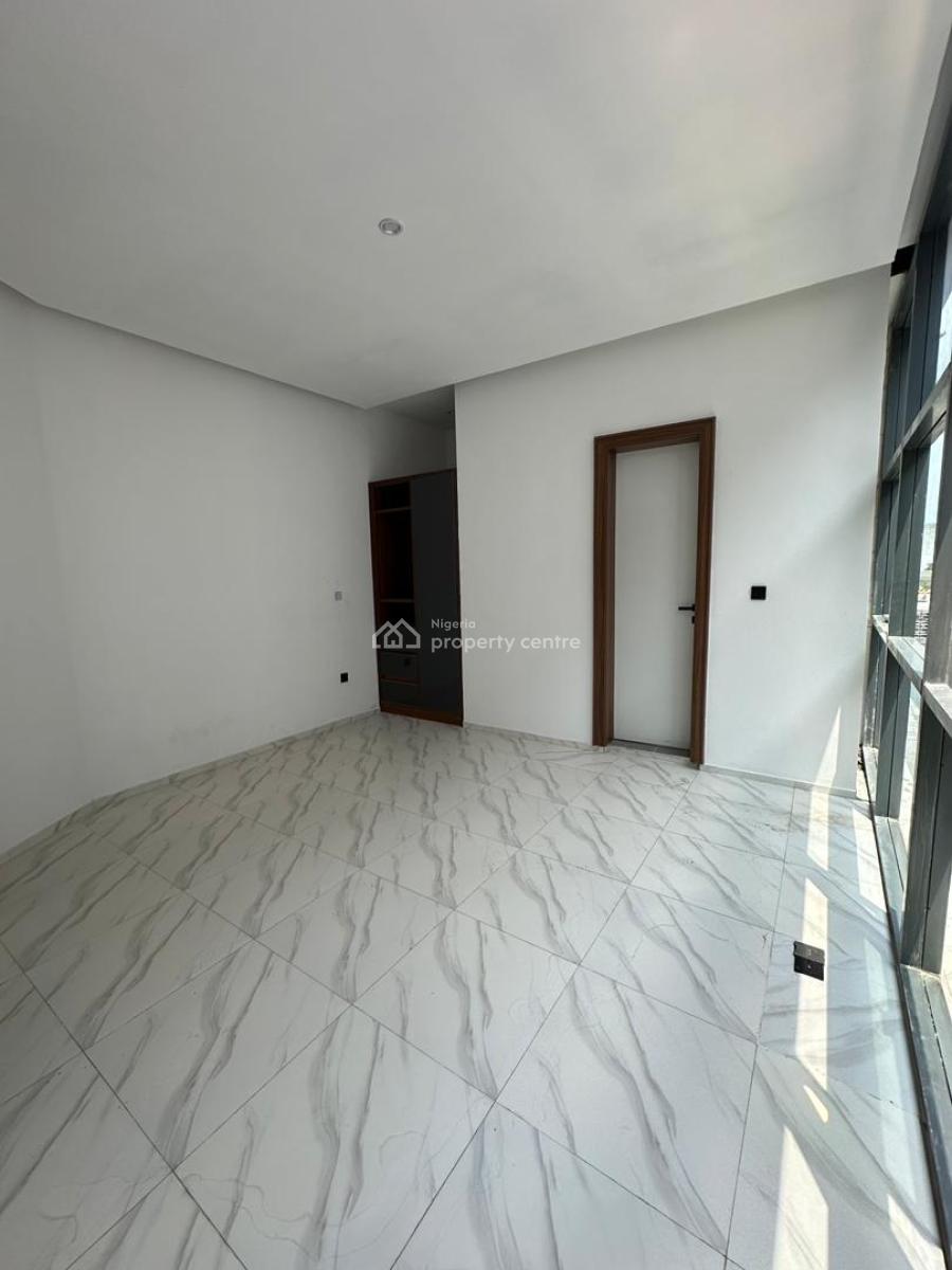 Well Built 4 Bedroom Terrace Duplex with Swimming Pool and Gym, Ikatee, Lekki, Lagos, Terraced Duplex for Sale