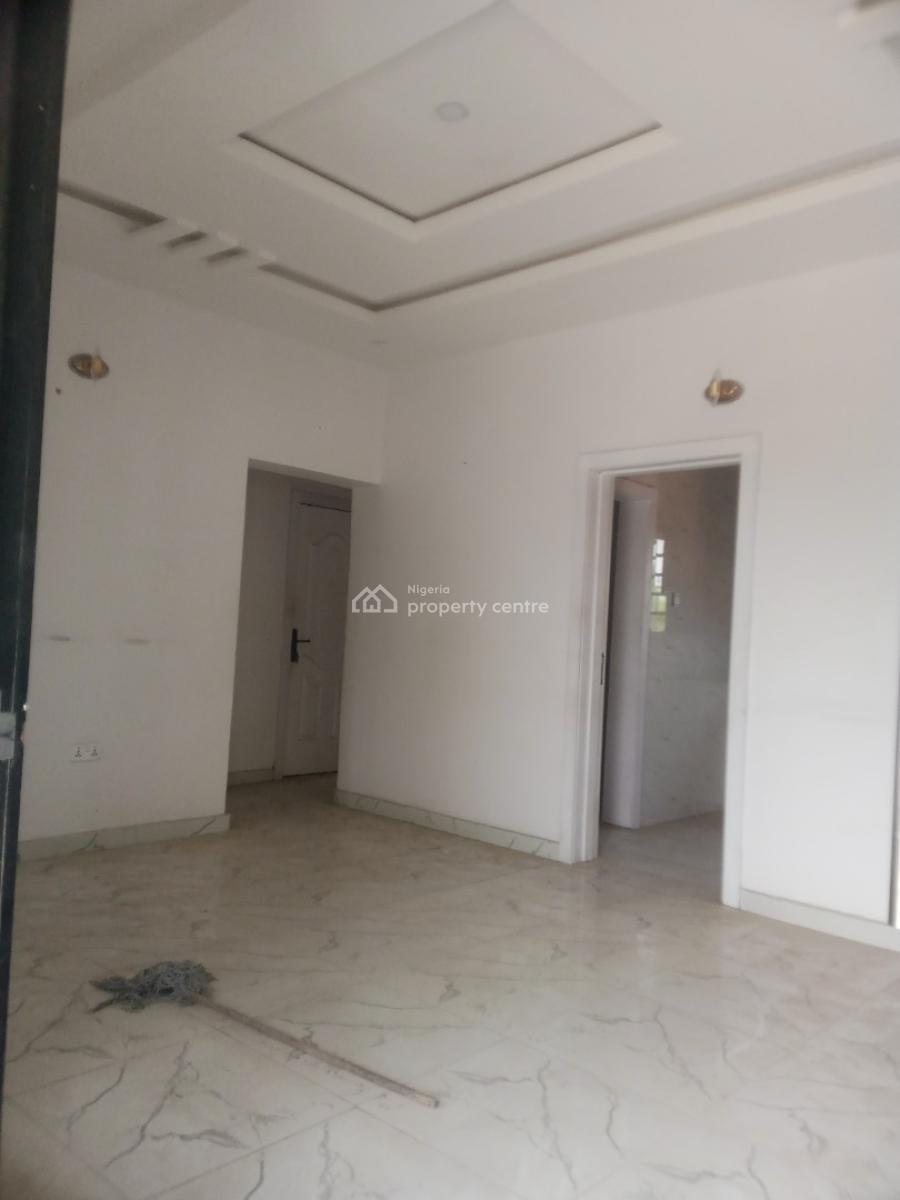 Very Sharp and Standard 2 Bedroom Apartment Upstairs with Pop Finishin, Phase 2, Lakowe, Ibeju Lekki, Lagos, Flat / Apartment for Rent