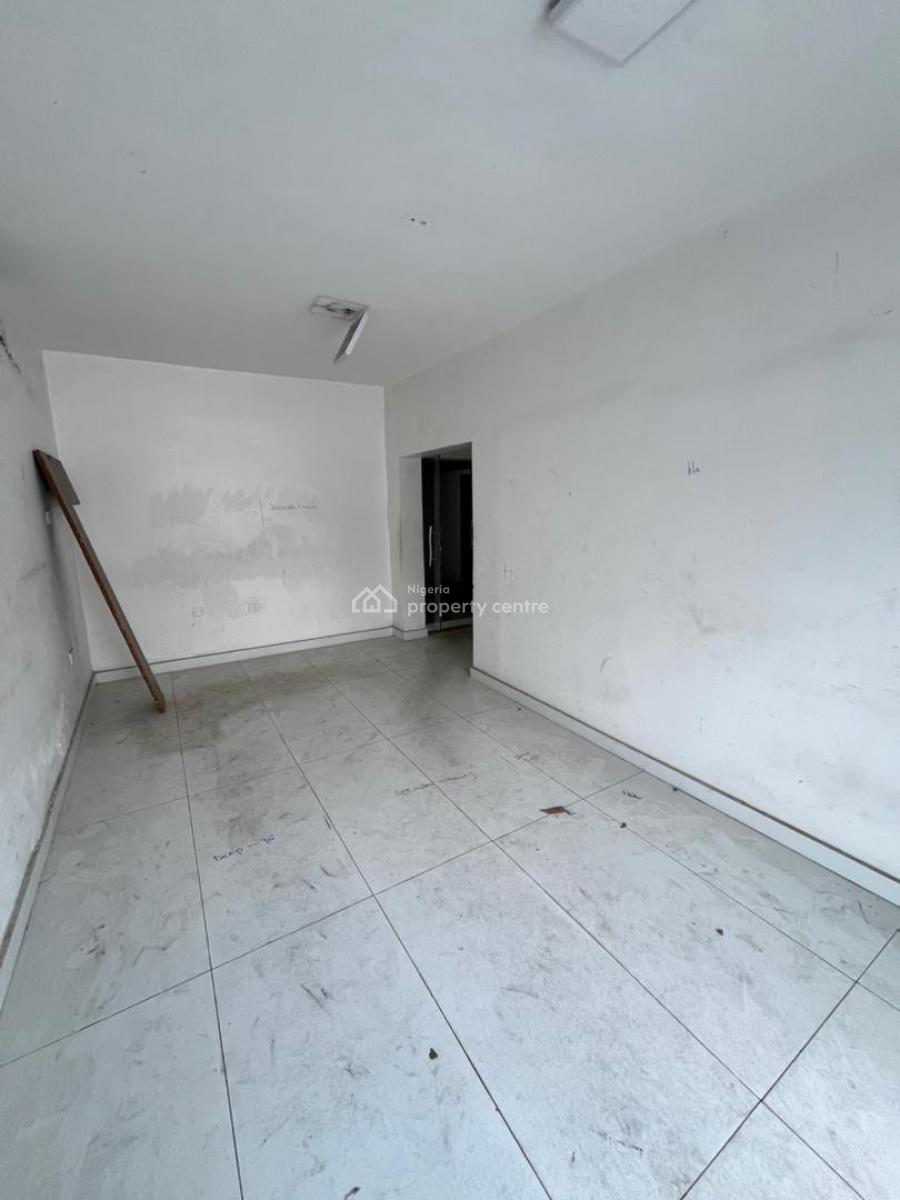 5 Bed Semi Detach Plus Bq, Lekki Phase 1, Lekki, Lagos, Commercial Property for Rent