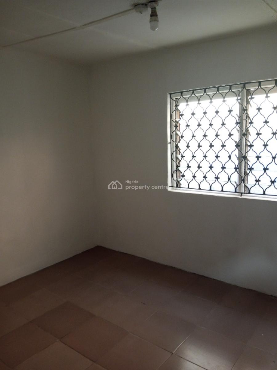 Roomself Contain, Adeniyi Jones Ikeja, Ikeja, Lagos, Self Contain (single Rooms) for Rent