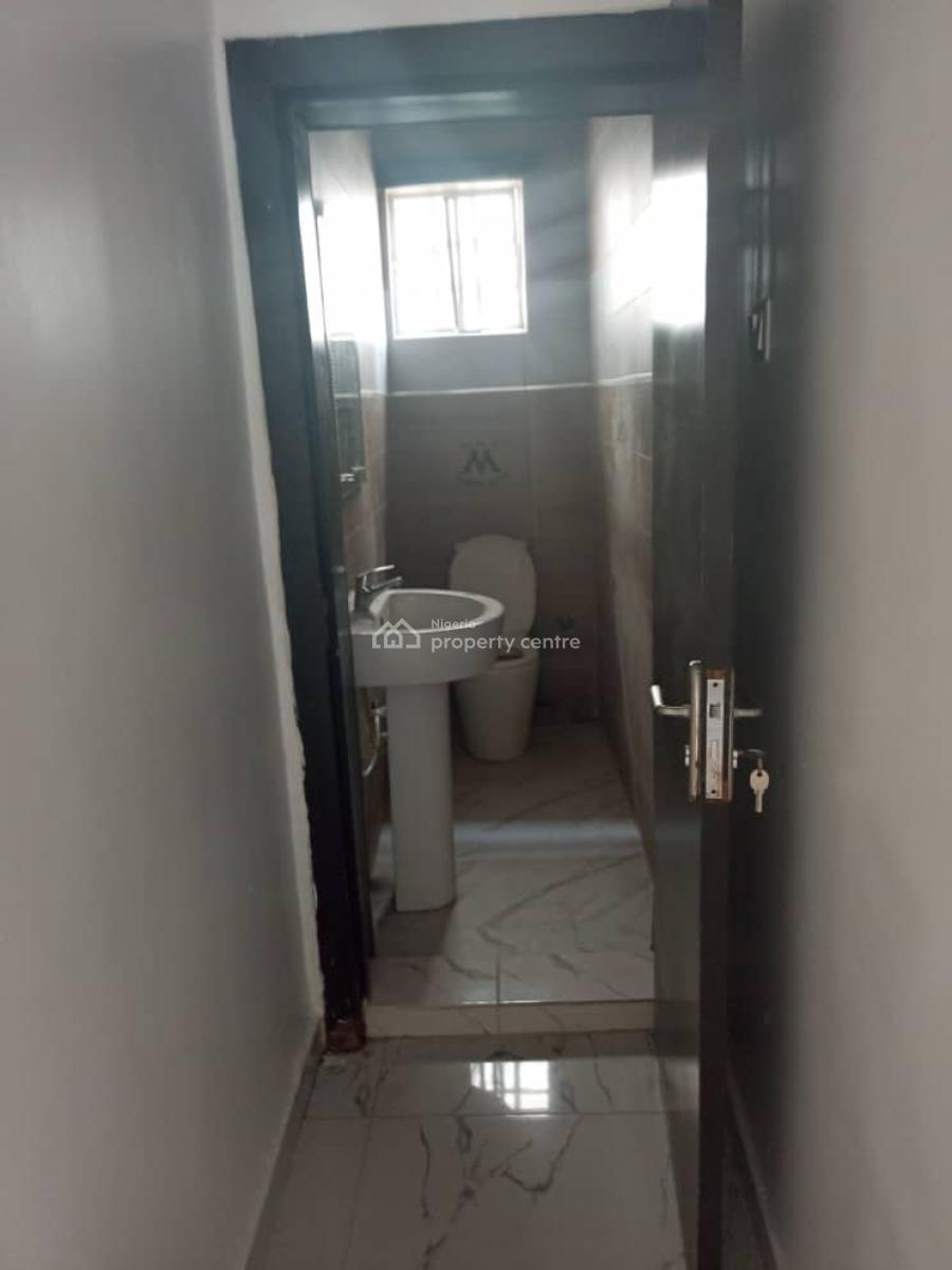 Well Maintained Spacious 4-bedroom Semi-detached Duplex with Bq, in a Secured Estate, Osapa, Lekki, Lagos, Semi-detached Duplex for Rent