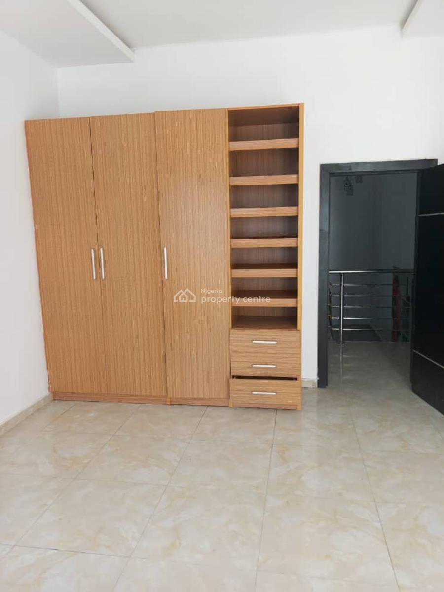 Well Maintained Spacious 4-bedroom Semi-detached Duplex with Bq, in a Secured Estate, Osapa, Lekki, Lagos, Semi-detached Duplex for Rent