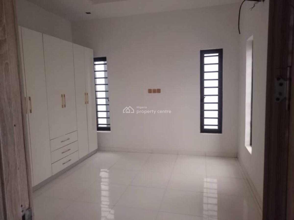 Contemporary Newly Built Spacious 4-bedroom Semi-detached Duplex with, in a Secured Estate, Ologolo, Lekki, Lagos, Semi-detached Duplex for Sale