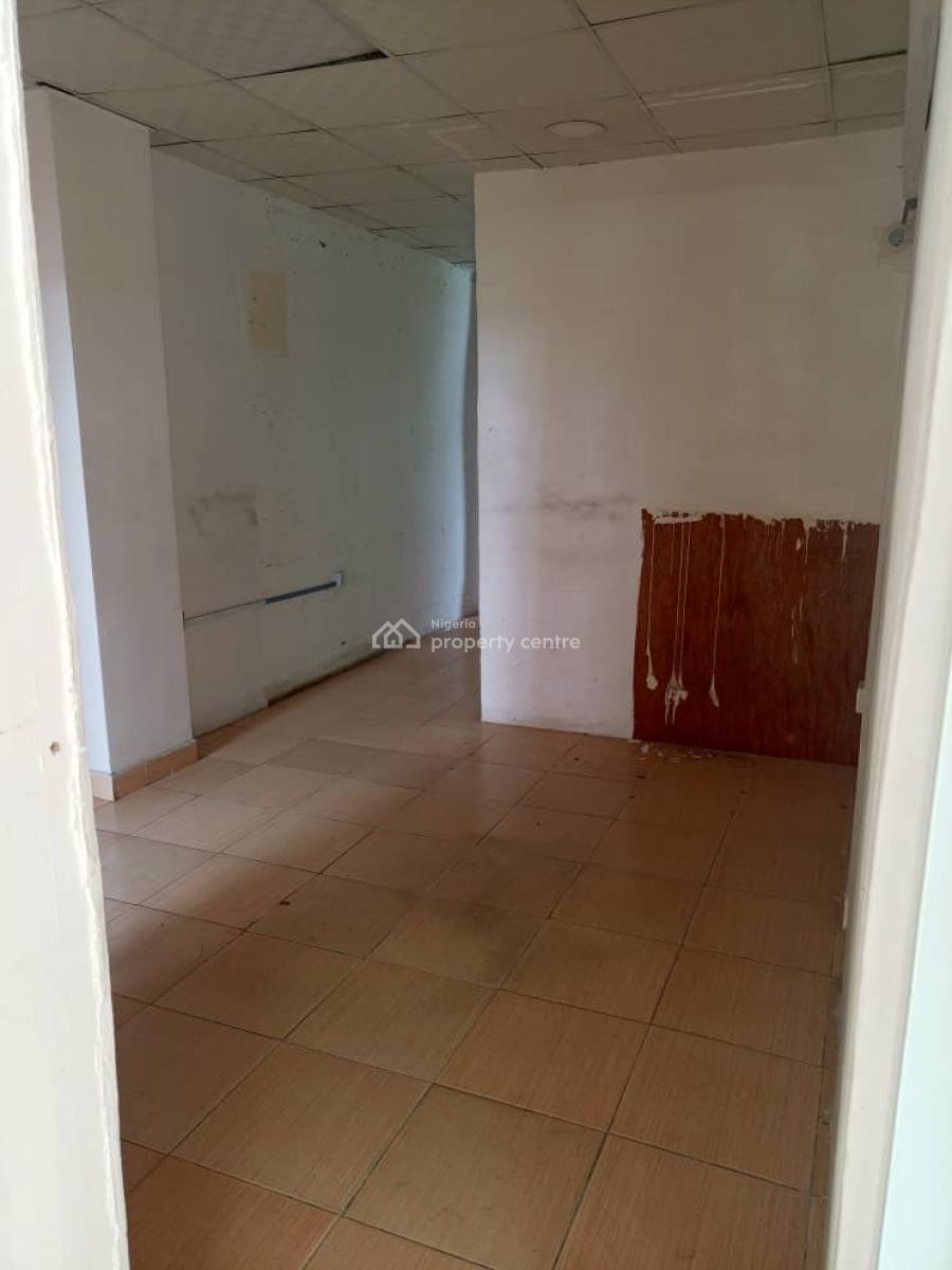 56 Sqm Office Space, Facing Lekki Expressway at Igbo Efon, Ologolo, Lekki, Lagos, Office Space for Rent