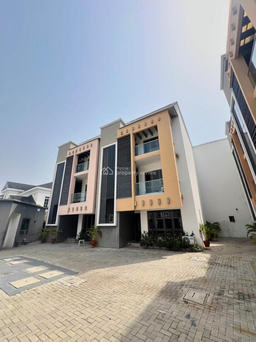 Elegant 4-bedroom Terrace + 1 Room Service Quarter, Banana Island, Ikoyi, Lagos, Terraced Duplex for Rent
