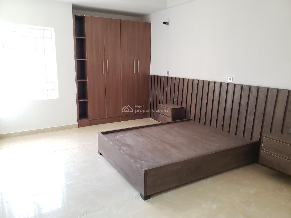 Brand-new Spacious 3bedroom Flat, By Centre Point Plaza, Guzape District, Abuja, Flat / Apartment for Rent