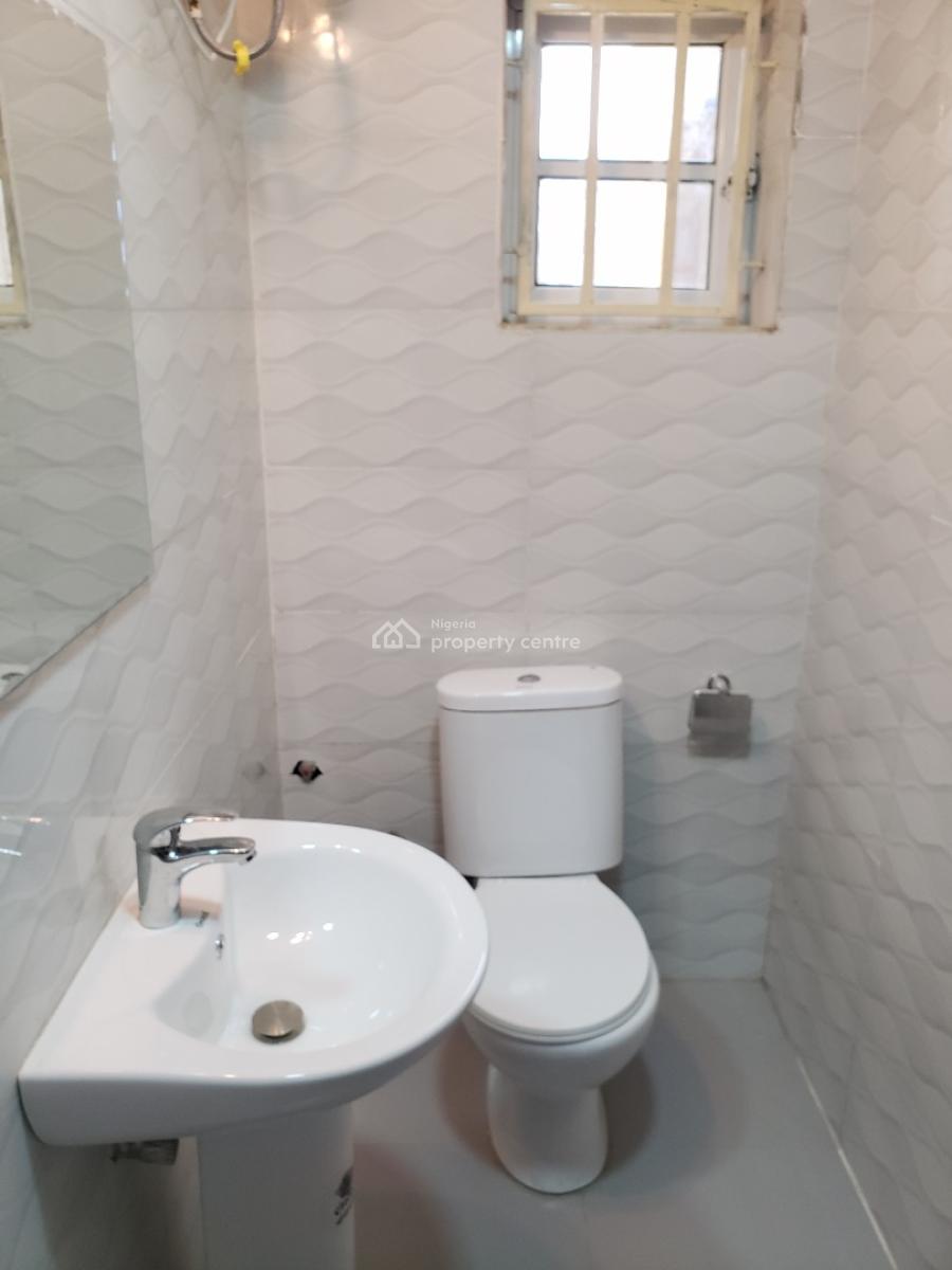 Brand-new Spacious 3bedroom Flat, By Centre Point Plaza, Guzape District, Abuja, Flat / Apartment for Rent