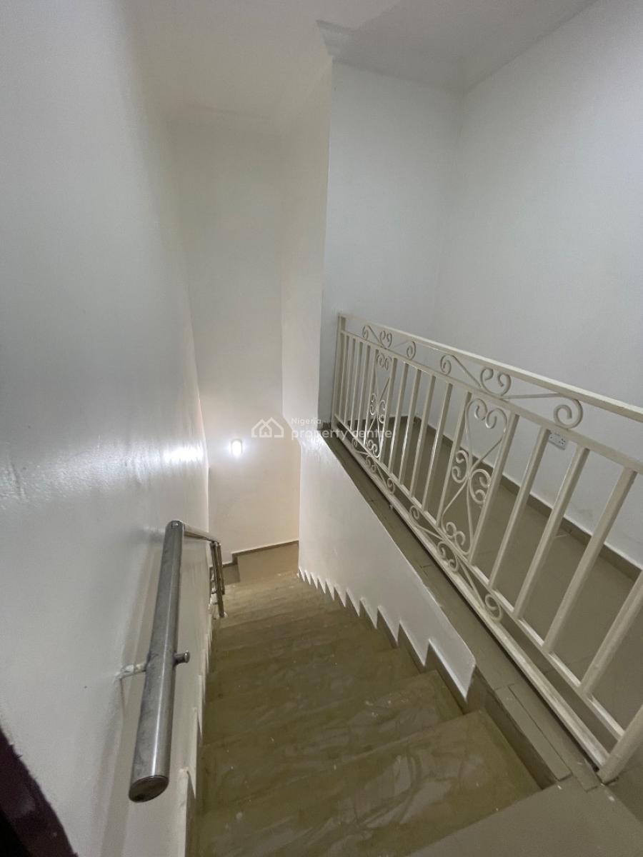 2-bedroom Terrace with Chandeliers, Dawaki News Engineering, Dawaki, Gwarinpa, Abuja, Terraced Duplex for Rent