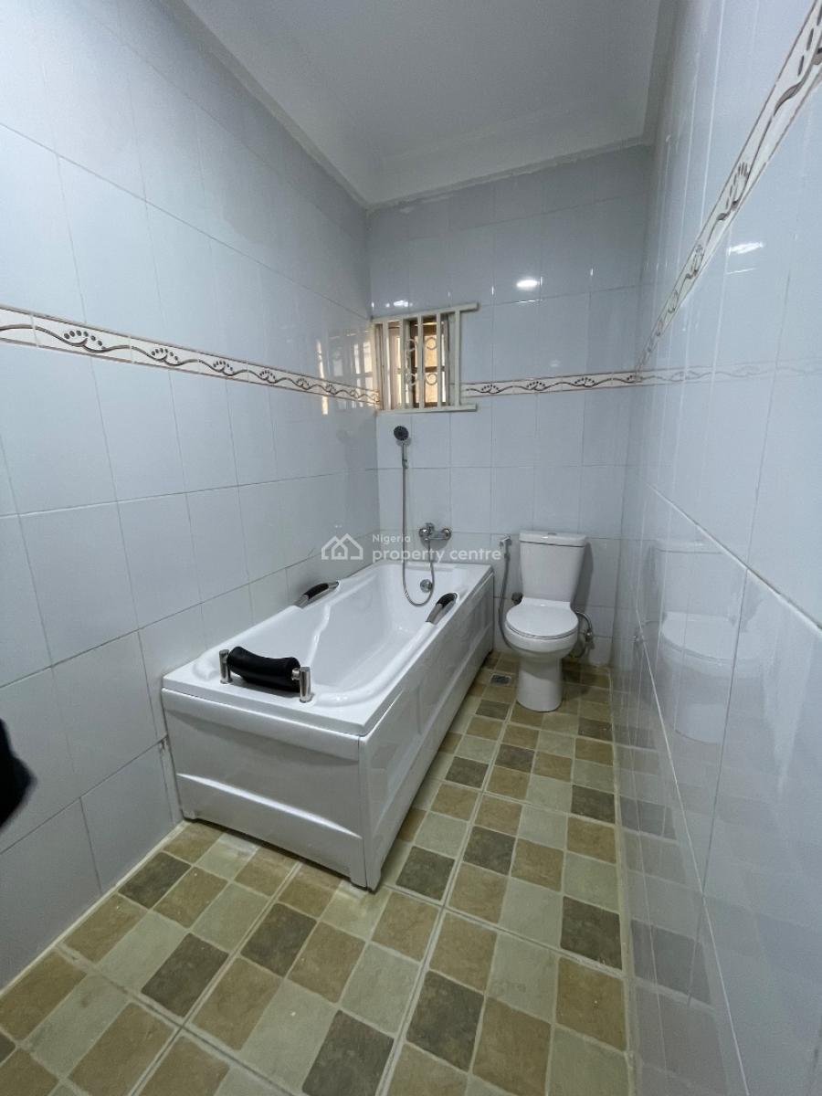 2-bedroom Terrace with Chandeliers, Dawaki News Engineering, Dawaki, Gwarinpa, Abuja, Terraced Duplex for Rent