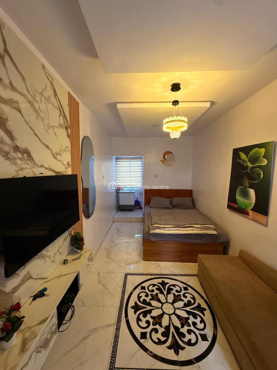 a Serviced and Furnished Studio Apartment, Off Randle Avenue, Surulere, Lagos, Self Contain (single Rooms) Short Let