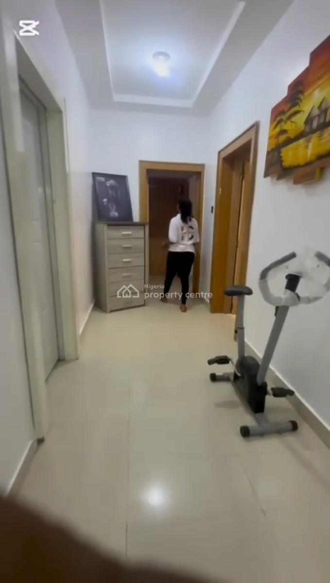 Furnished 2 Bedroom Flat, Tarred Road, Guzape District, Abuja, Flat / Apartment for Rent