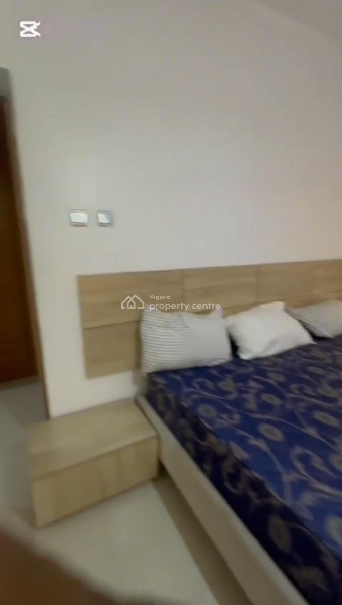 Furnished 2 Bedroom Flat, Tarred Road, Guzape District, Abuja, Flat / Apartment for Rent