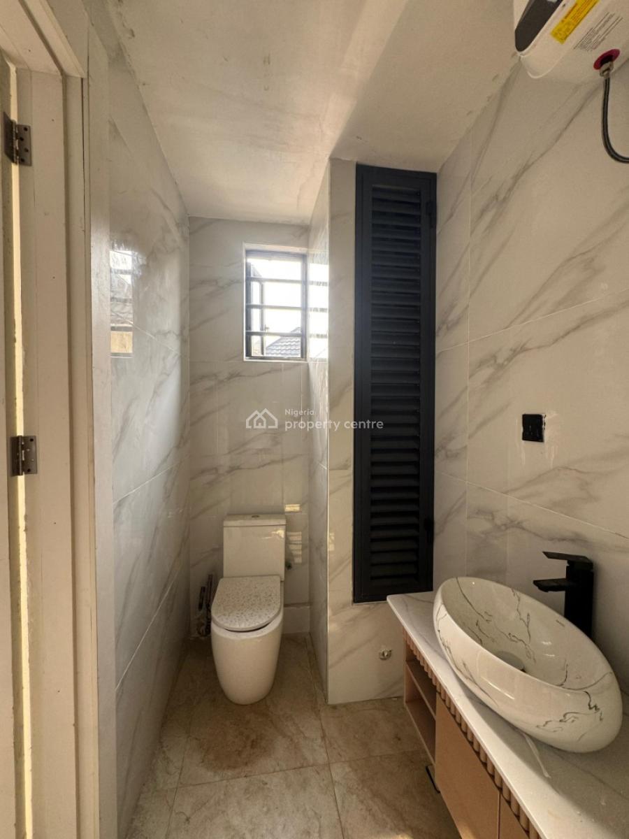 Decently Built 2 Bedroom Apartment with Elevator, Close Proximity to Blenco Supermarket, Ikate, Lekki, Lagos, Flat / Apartment for Sale