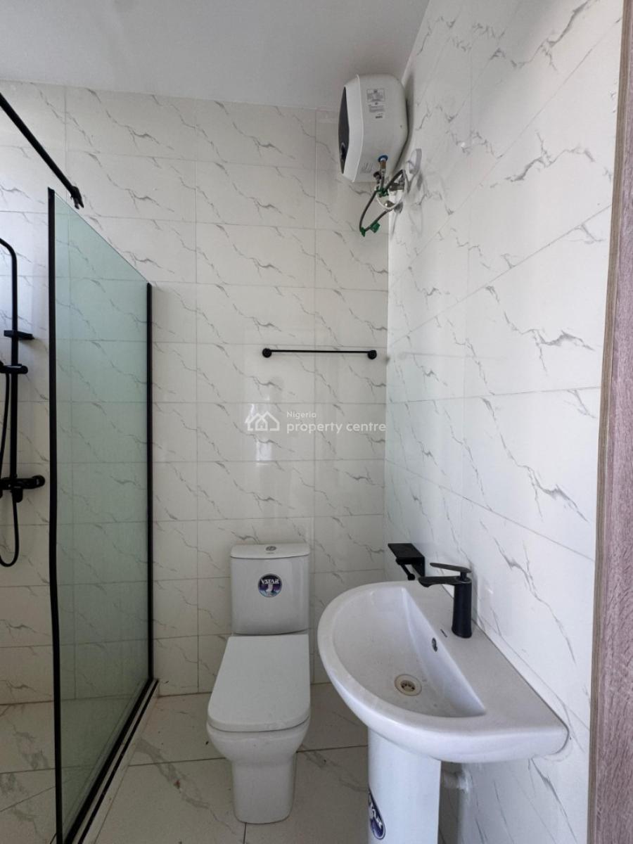 Aesthetically Pleasing 2 Bedroom Apartment with Gym, Newly Built Apartments Within Close Proximity to Major Amenities, Ikate, Lekki, Lagos, Flat / Apartment for Sale