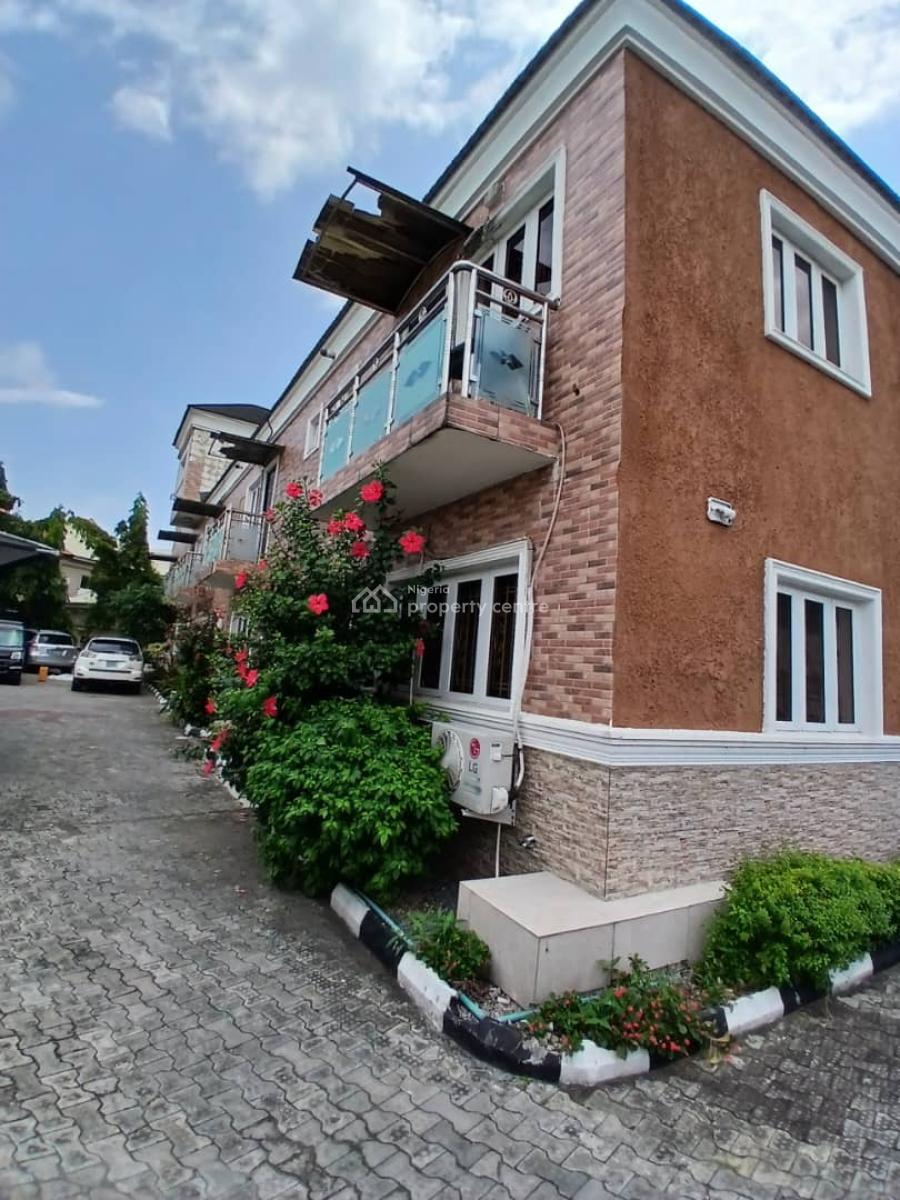Three Bedroom Terraced Duplex, Lekki Phase 1, Lekki, Lagos, Terraced Duplex for Rent