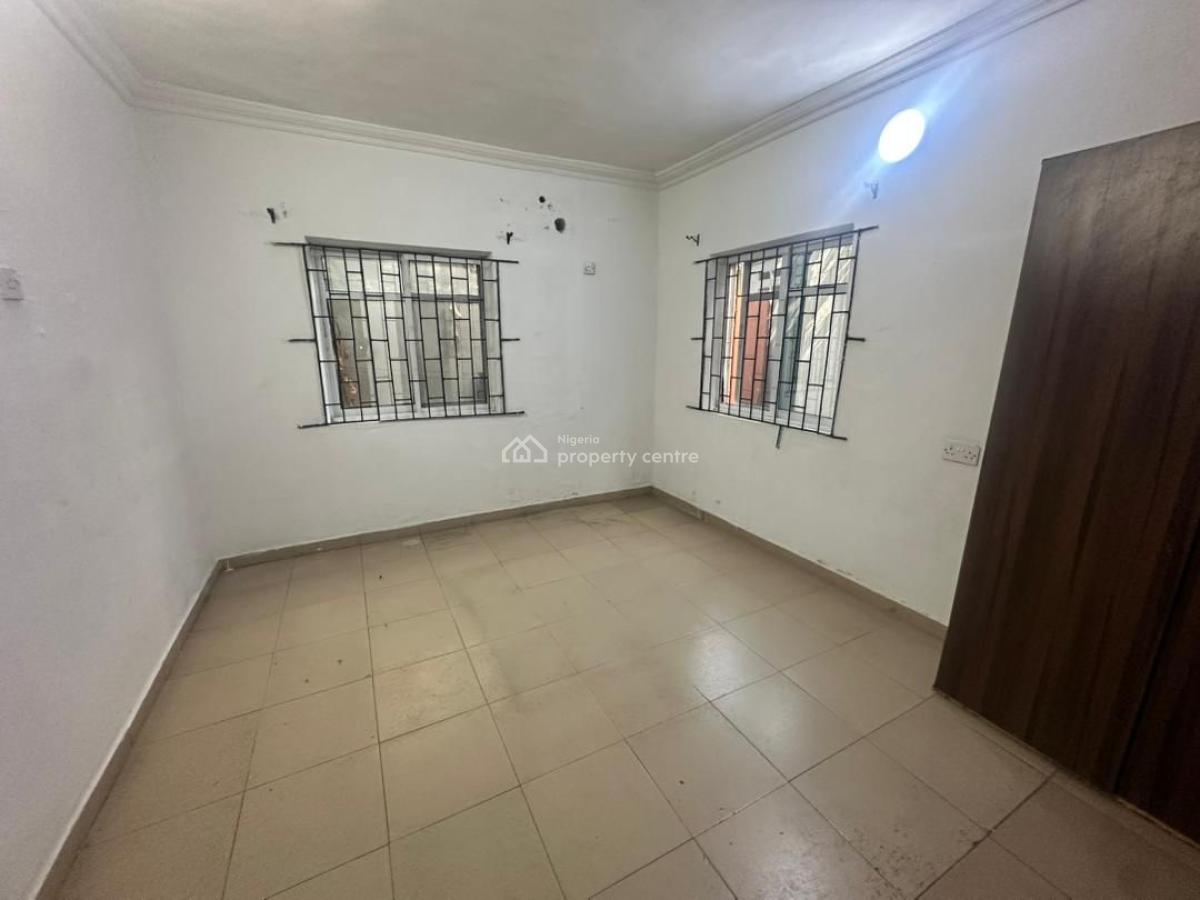 3bedroom Apartment, Off Coker Road Ilupeju, Ilupeju, Lagos, Flat / Apartment for Rent