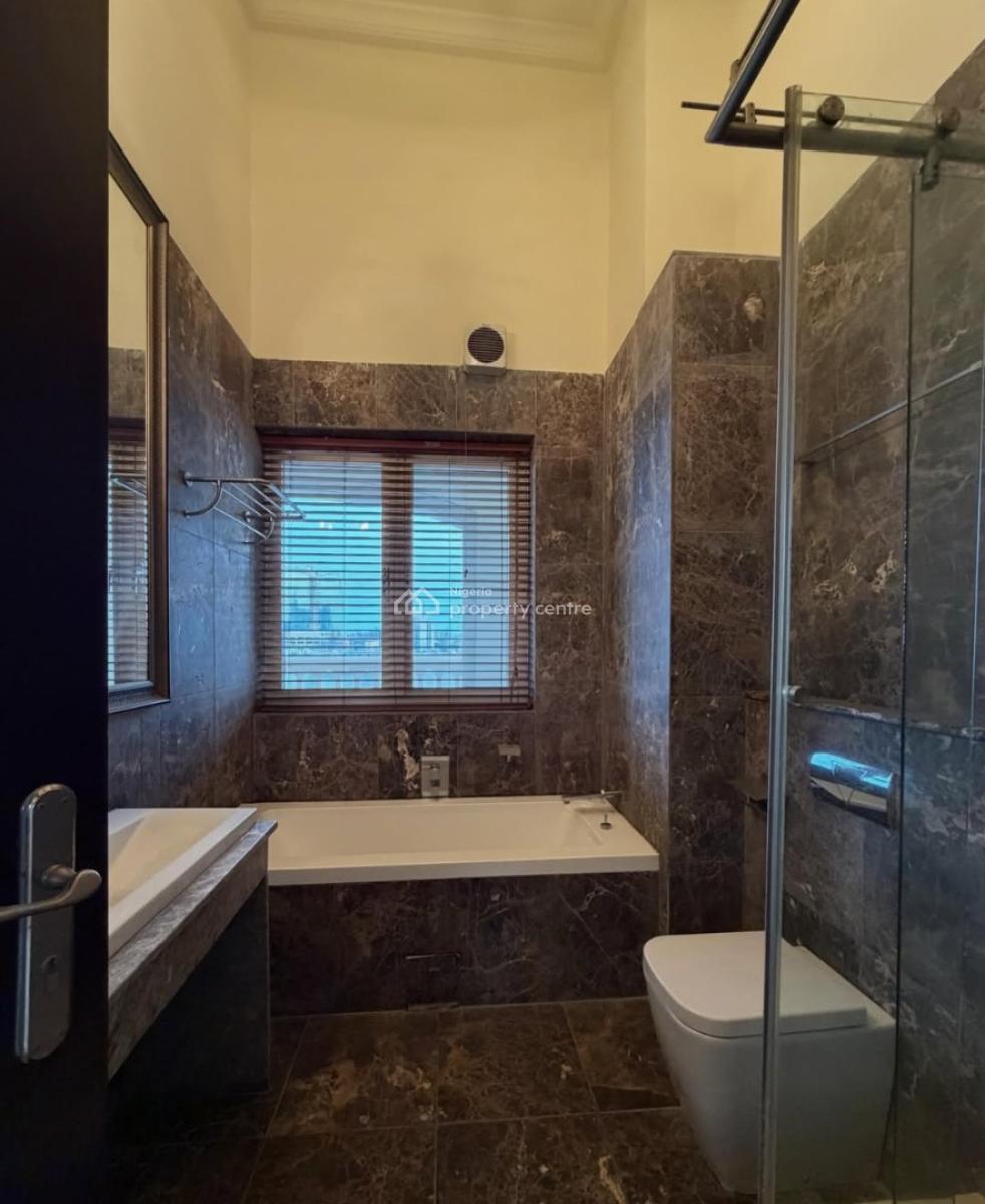 Serviced with 24/7 Power Supply 2 Bedroom En-suite Penthouse Apartment, Ikoyi, Lagos, Flat / Apartment for Rent