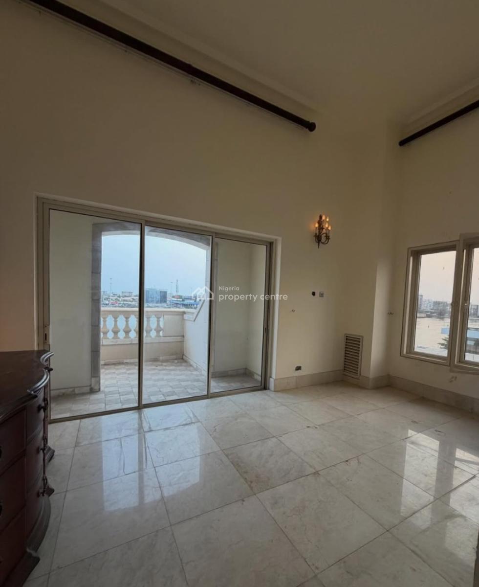 Serviced with 24/7 Power Supply 2 Bedroom En-suite Penthouse Apartment, Ikoyi, Lagos, Flat / Apartment for Rent