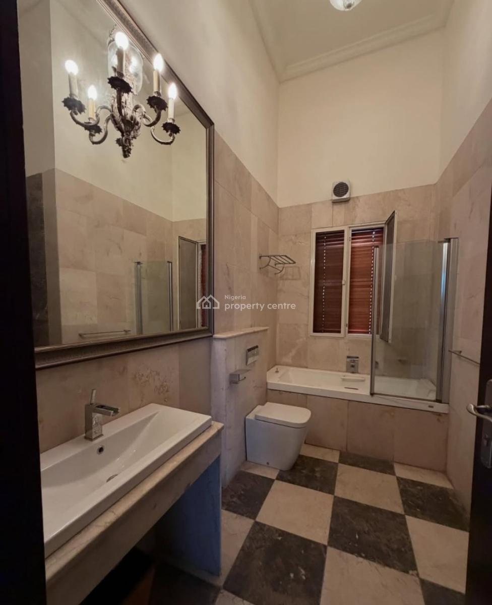 Serviced with 24/7 Power Supply 2 Bedroom En-suite Penthouse Apartment, Ikoyi, Lagos, Flat / Apartment for Rent