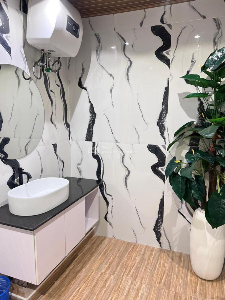 Luxury Waterfront 3 Bedroom Furnished Apartment, Off Admiralty Road, Lekki Phase 1, Lekki, Lagos, Flat / Apartment for Rent