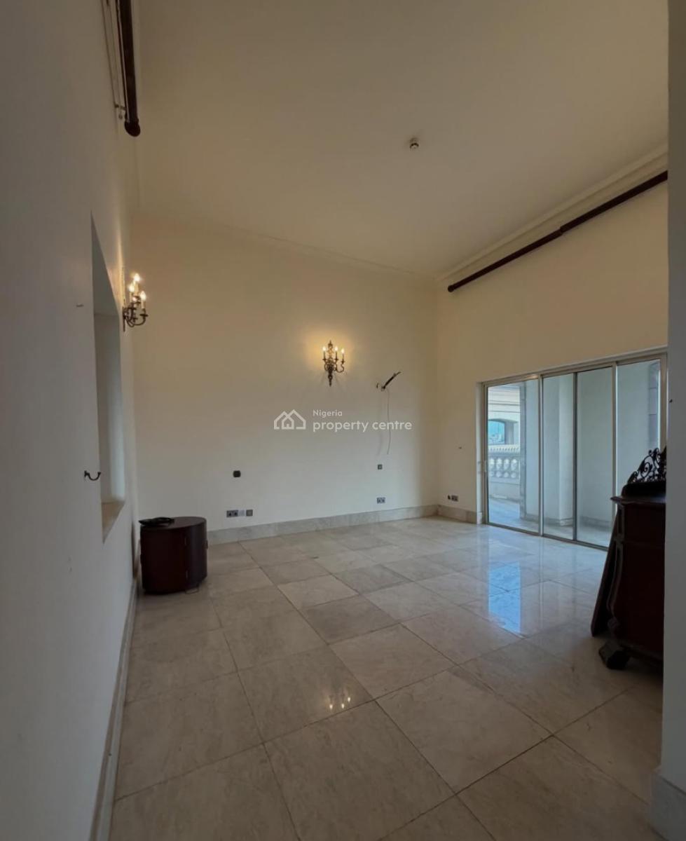 Serviced with 24/7 Power Supply 3 Bedroom En-suite Apartment with an E, Ikoyi, Lagos, Flat / Apartment for Rent