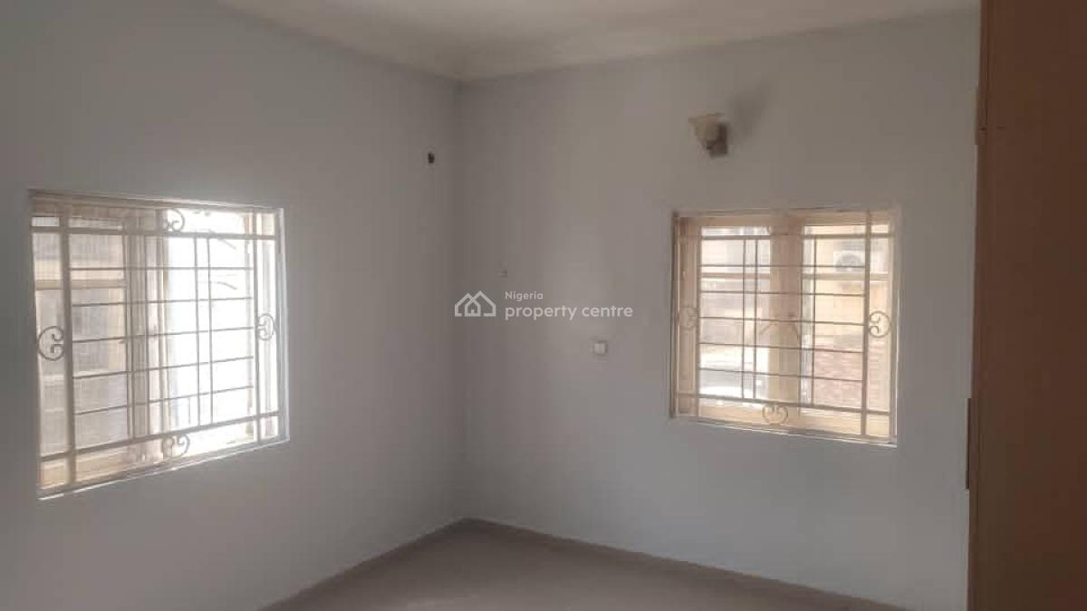 Fully Renovated, Spacious 2 Bedroom Flat with Guest Toilet, Wuye, Abuja, Flat / Apartment for Rent