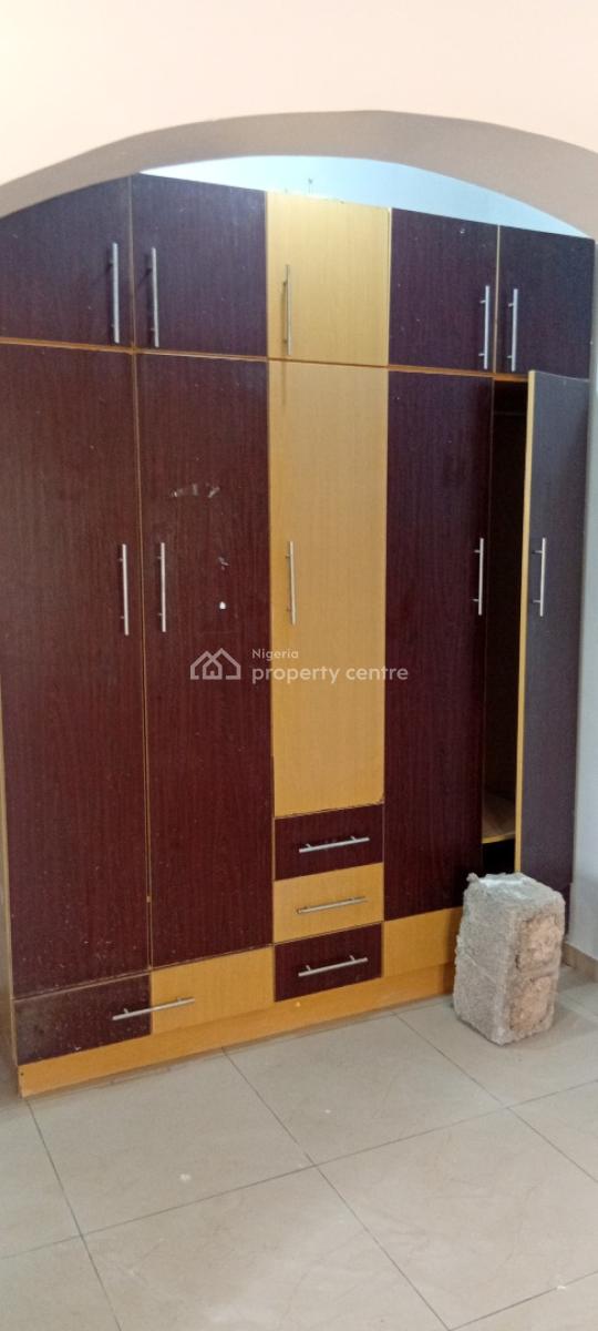Fully Renovated, Spacious 2 Bedroom Flat with Guest Toilet, Wuye, Abuja, Flat / Apartment for Rent