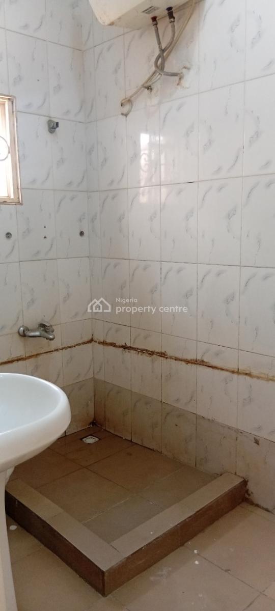 Fully Renovated, Spacious 2 Bedroom Flat with Guest Toilet, Wuye, Abuja, Flat / Apartment for Rent