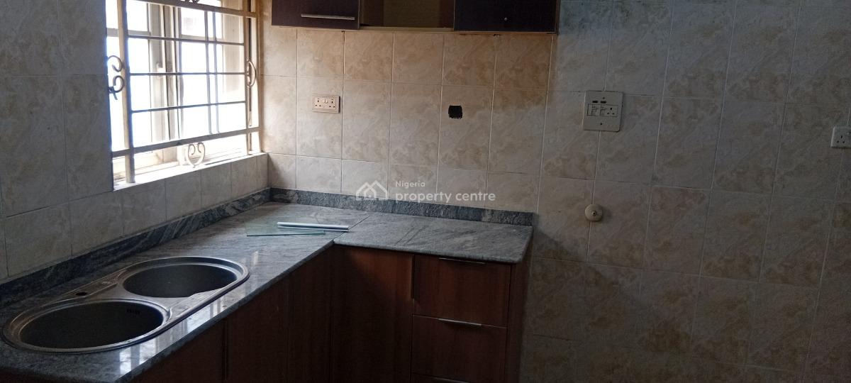 Fully Renovated, Spacious 2 Bedroom Flat with Guest Toilet, Wuye, Abuja, Flat / Apartment for Rent