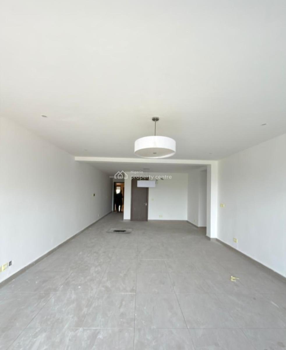 New Serviced with 24/7 Power Suppy 2 Bedroom En-suite Apartment. It Wi, Lekki Phase 1, Lekki, Lagos, Flat / Apartment for Sale