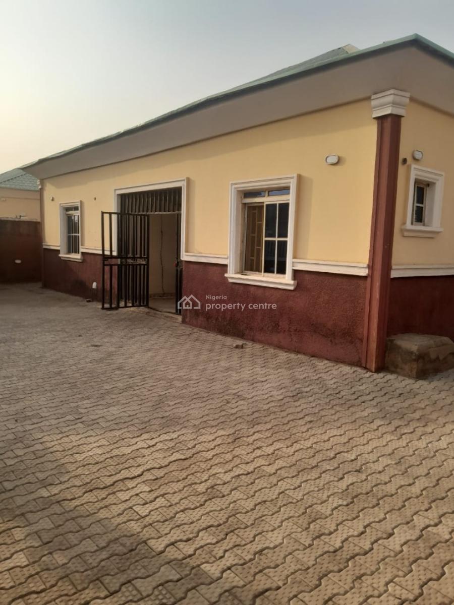 3 Bedroom Bungalow, Apo, Abuja, Detached Bungalow for Rent