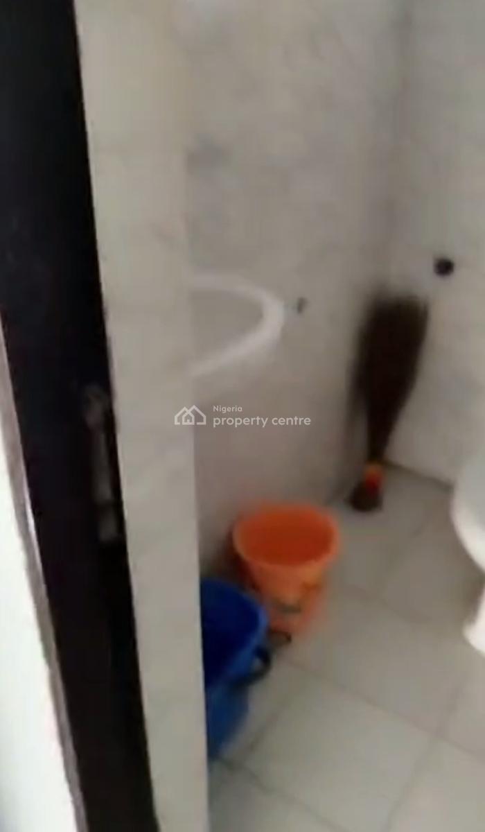 a Shop Space of 70 Sqm 2nd Floor Available, Wuse 2, Abuja, Shop for Rent