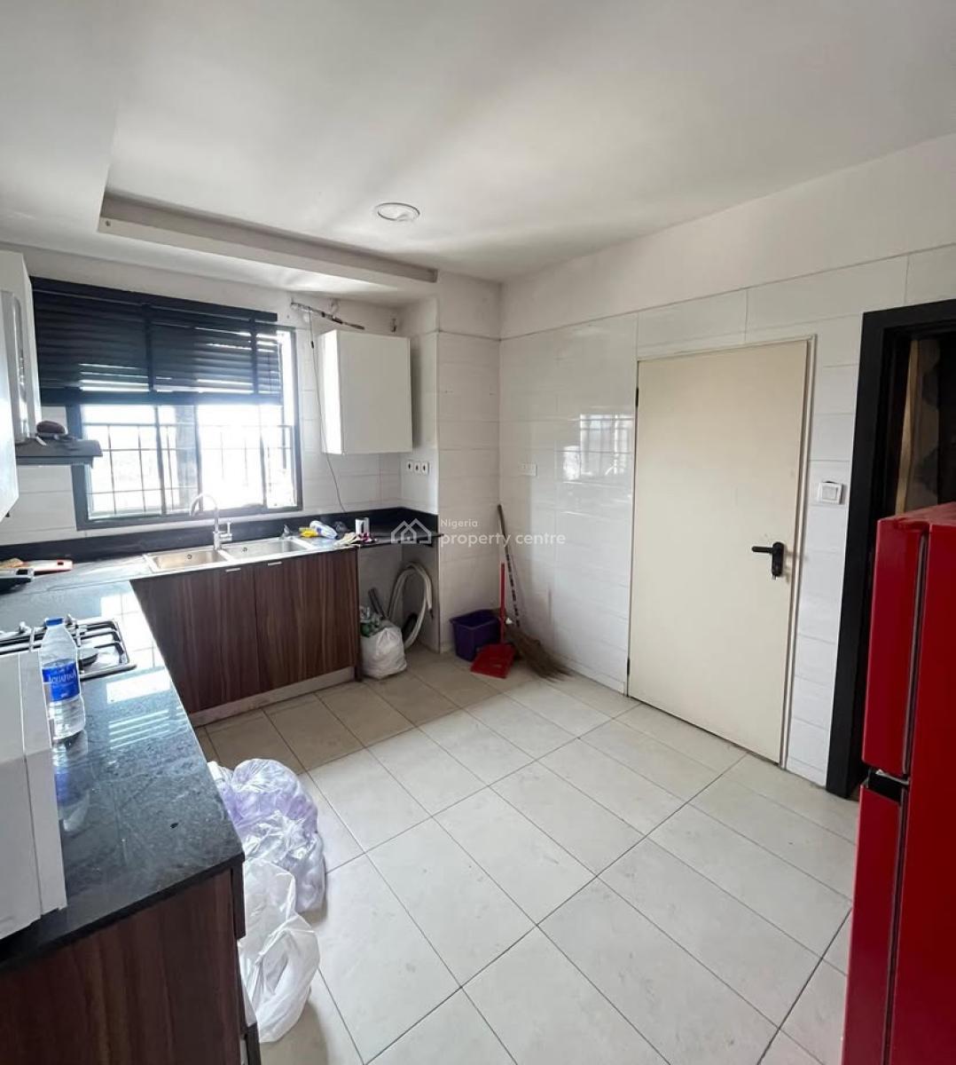 Spacious 3 Bedroom Apartment, Oral Estate, Lekki, Lagos, Flat / Apartment for Sale