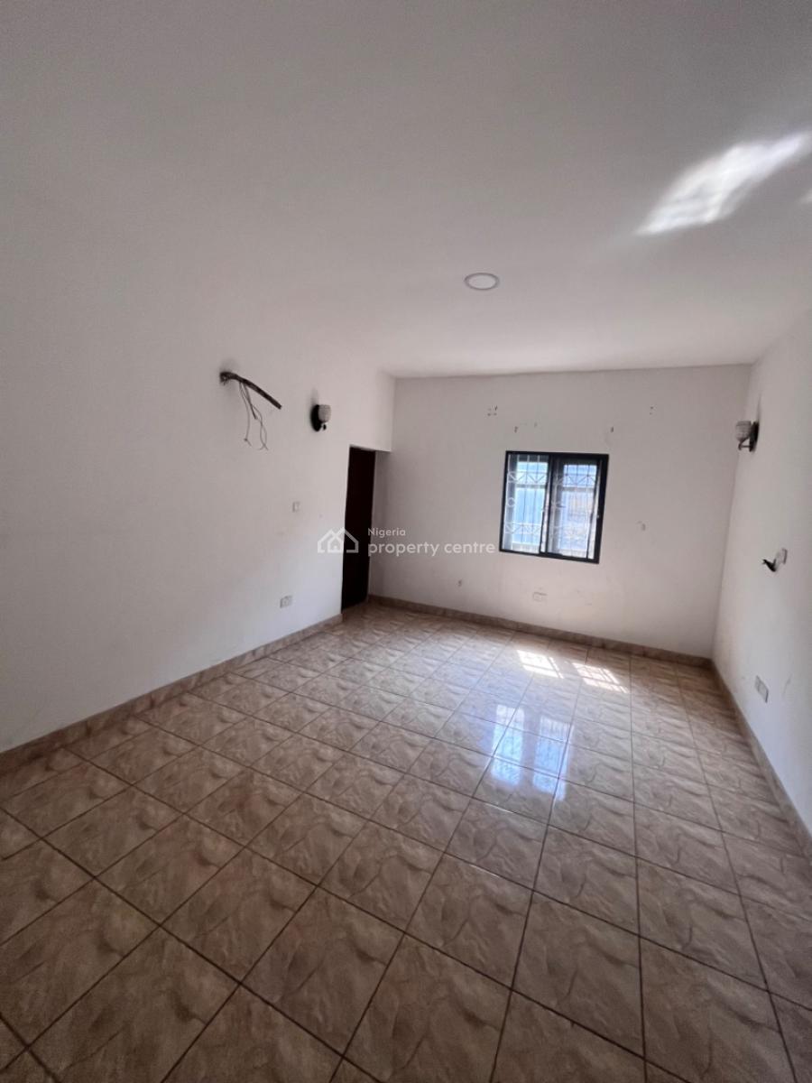 Standard 2bedroom Apartment in a Fully Serviced Court, Dpk Estate, Orchid Road, Lekki, Lagos, Flat / Apartment for Rent